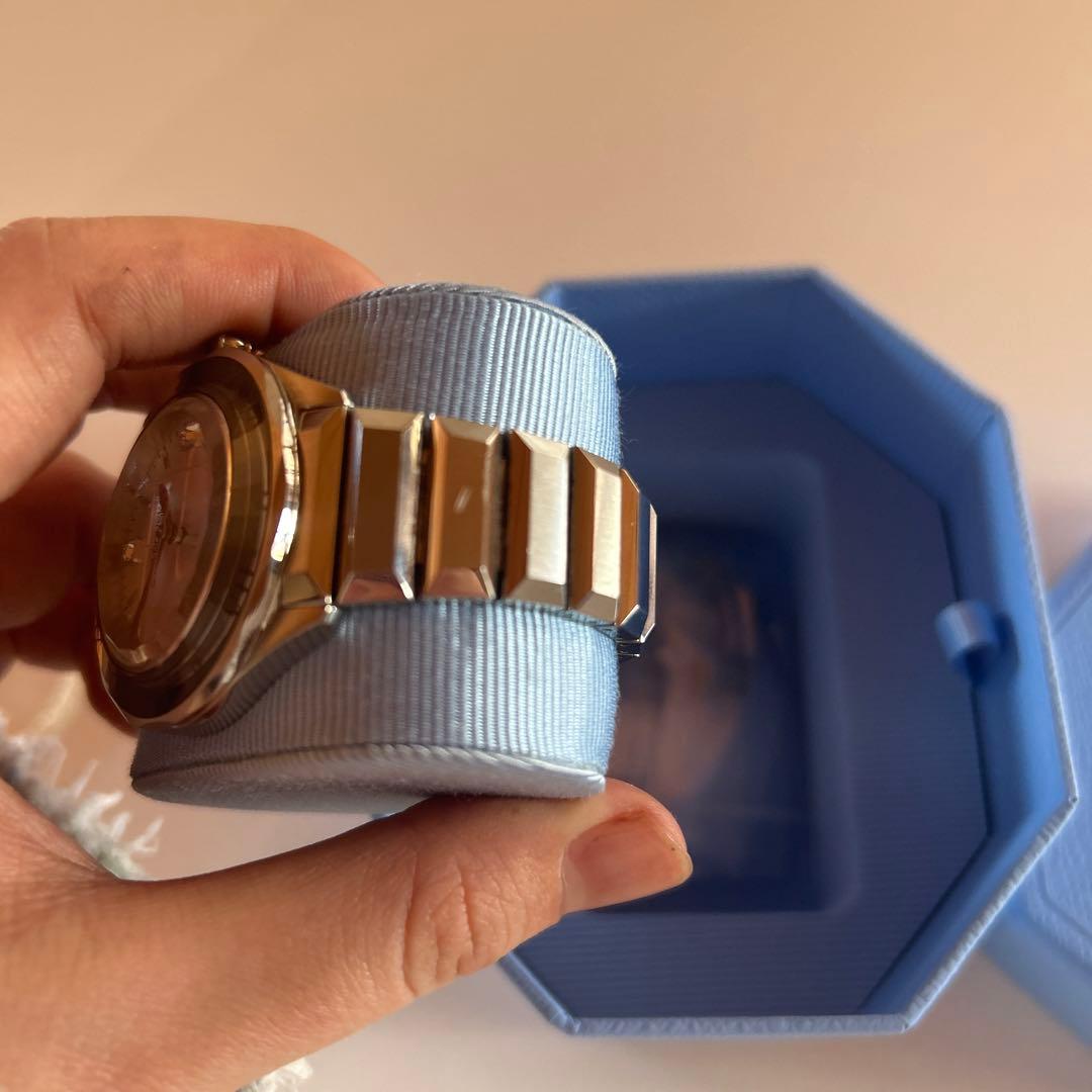 スワロフスキー　腕時計