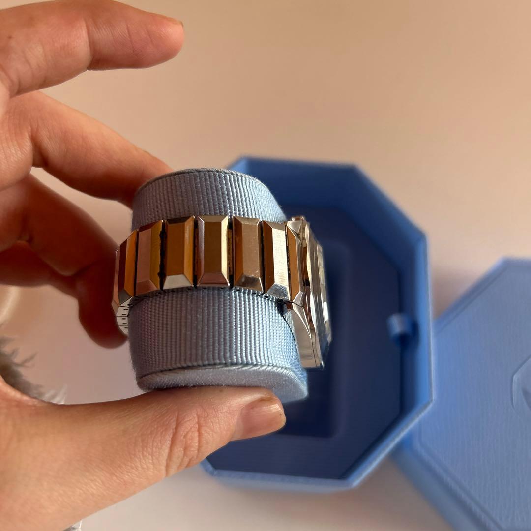 スワロフスキー　腕時計