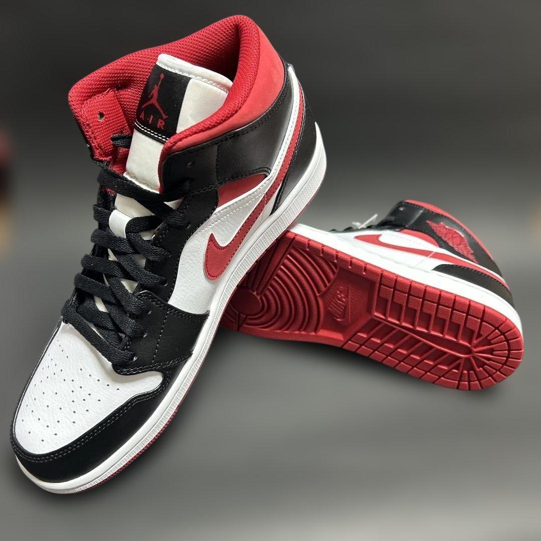 Nike Air Jordan 1 ミッドカット／28.0cm