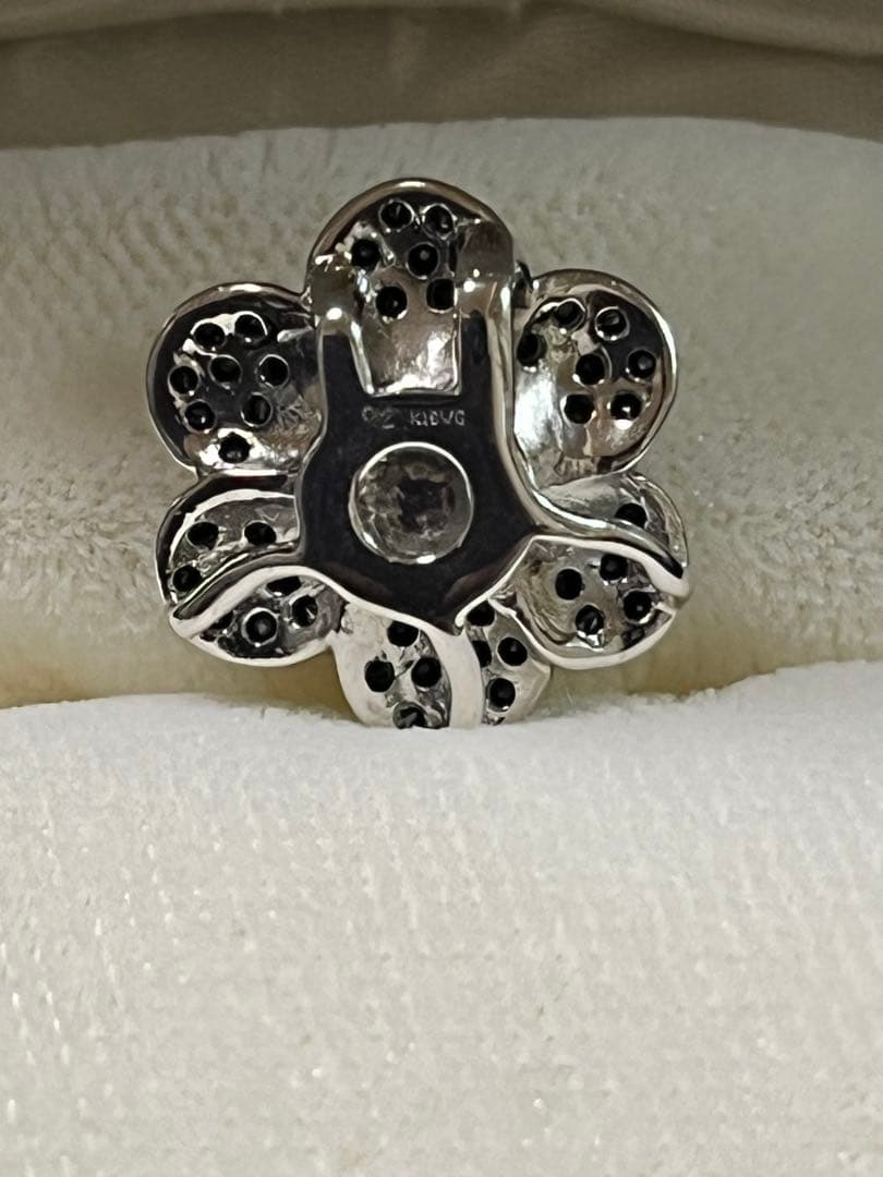 専用超美品未使用に近い笠原真寿美k18WGペントップQVC gstv