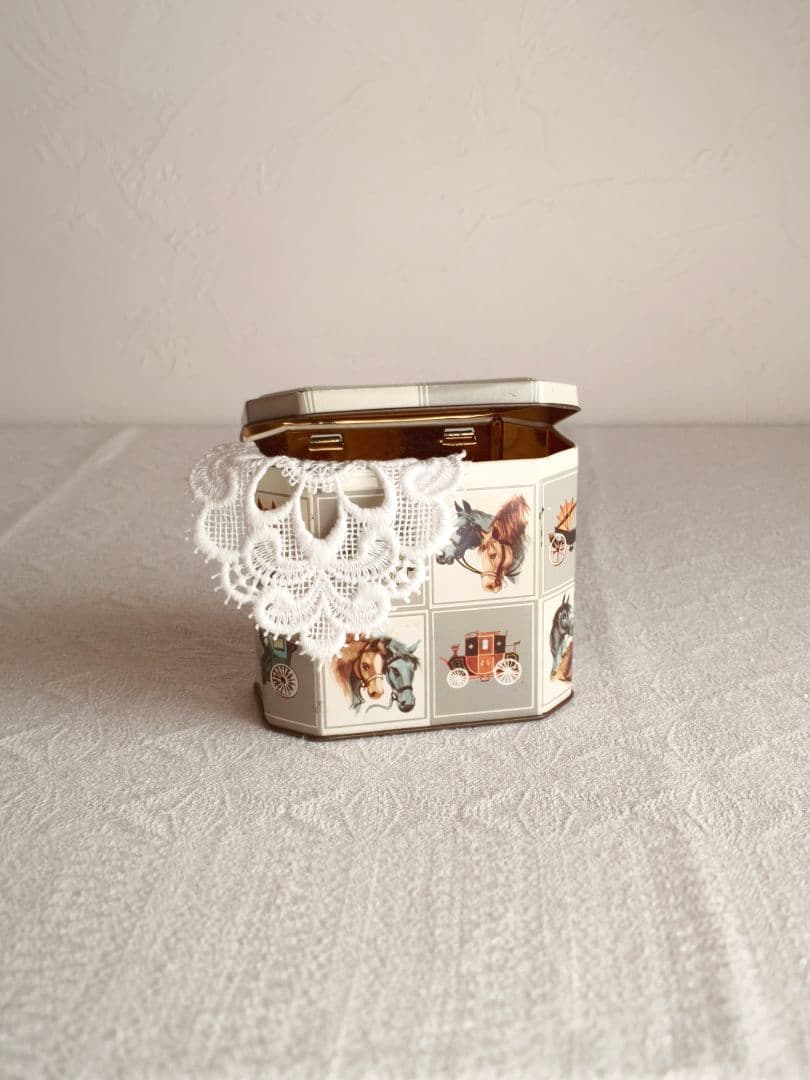 【トントトンさま】vintage doily ❀オーバルが可愛い レースドイリー