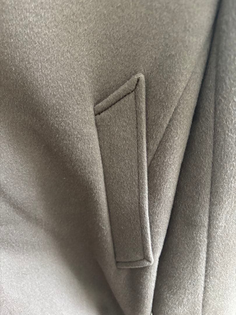 【未使用】1piu1uguale3 ラップフードコートグレージュ期間限定価格