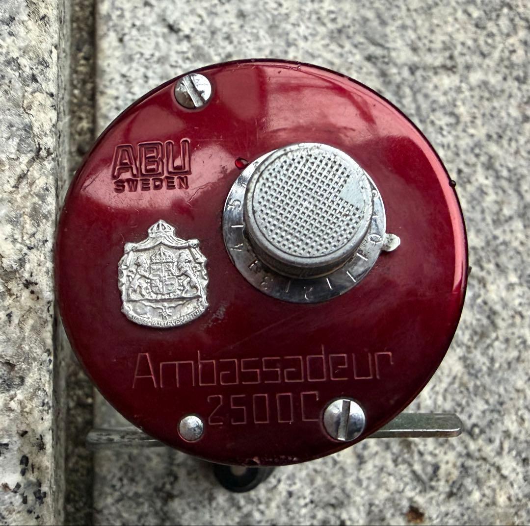 アブ・ガルシア　ベイトリール　Ambassadeur 2500C