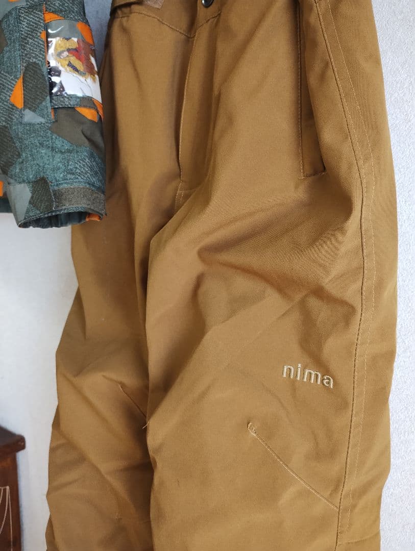 nima スノーボードウェア 140サイズ　茶色　オレンジ　緑　カモフラ