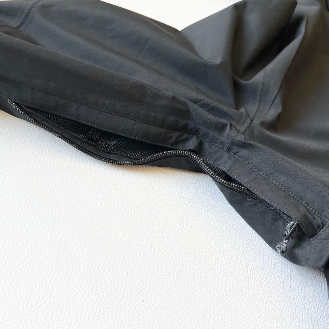 3234【美品】バートン　ジャケット ゴアテックス 無地 メンズ 黒　S