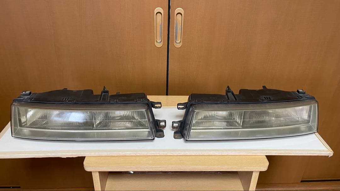 20ソアラ ヘッドライト　ジャンク品