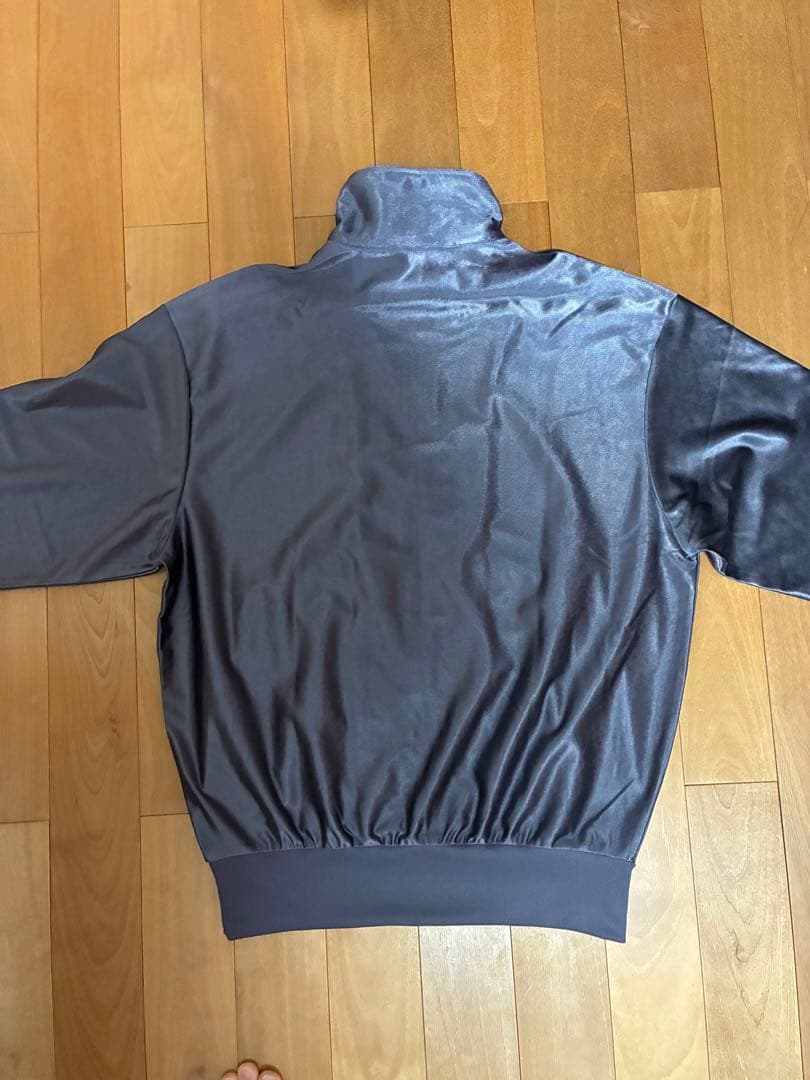 【レアカラー】アディダス★トラックジャケット メタリックグレー