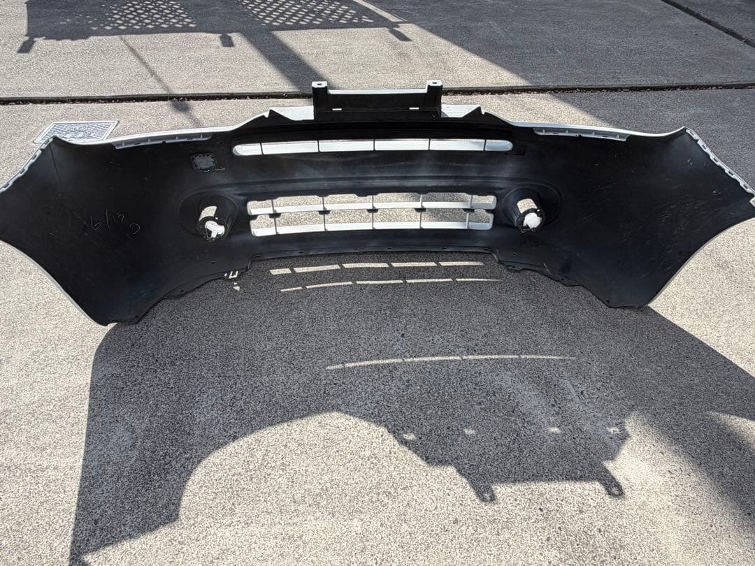 キューブ USフロントバンパー