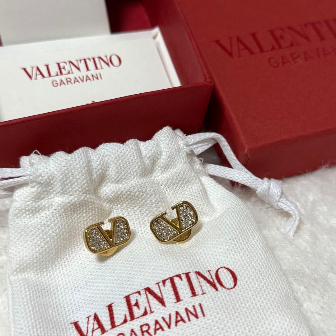 VALENTINO ロゴピアス ゴールド