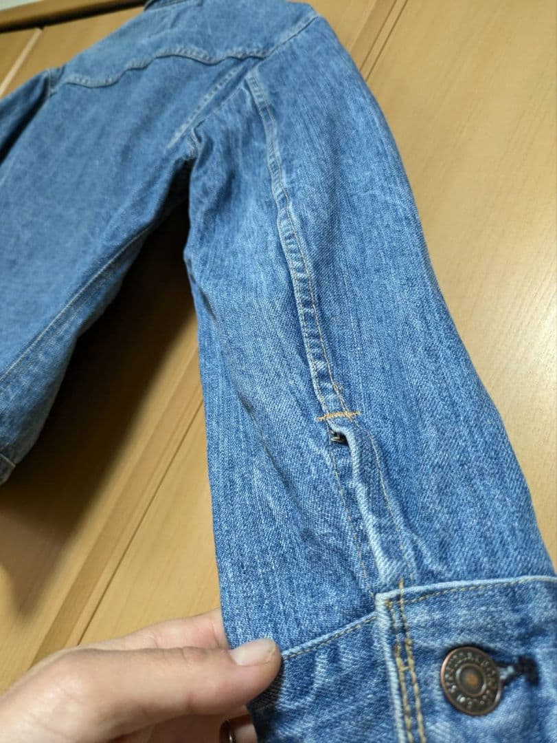 ど*ん様 リーバイス 70505 USA製 42 ケアタグ デニムジャケット