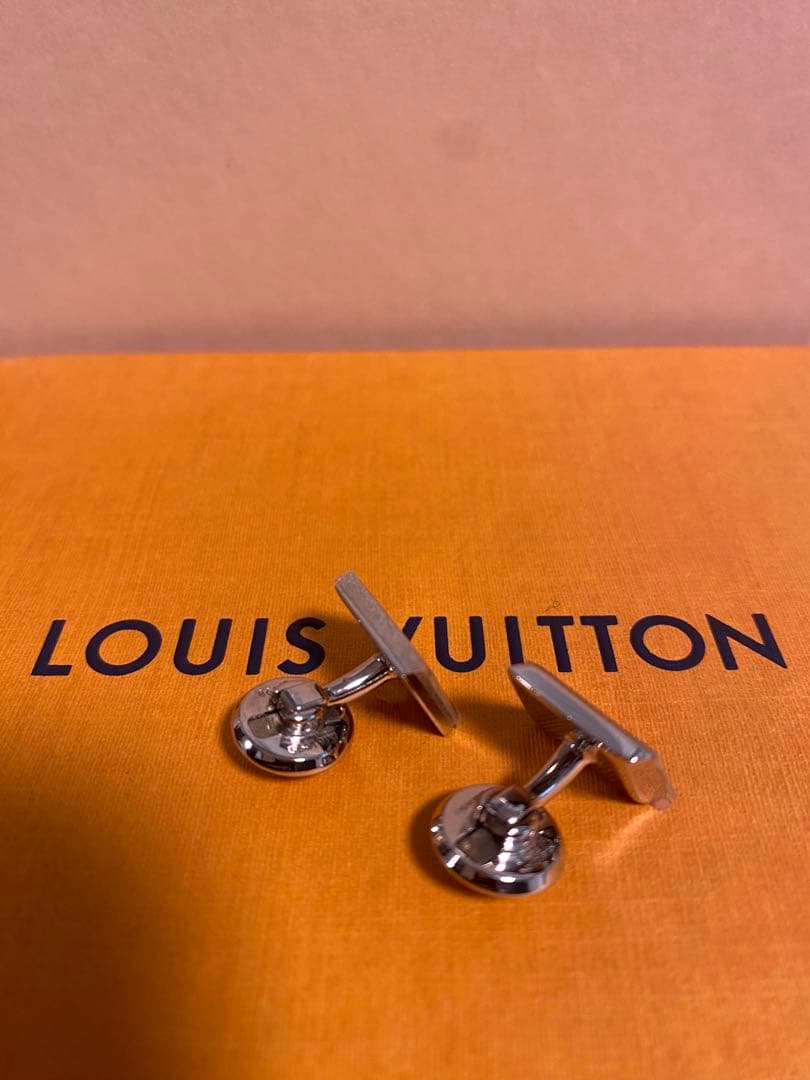 LOUIS VUITTON カフリンクス