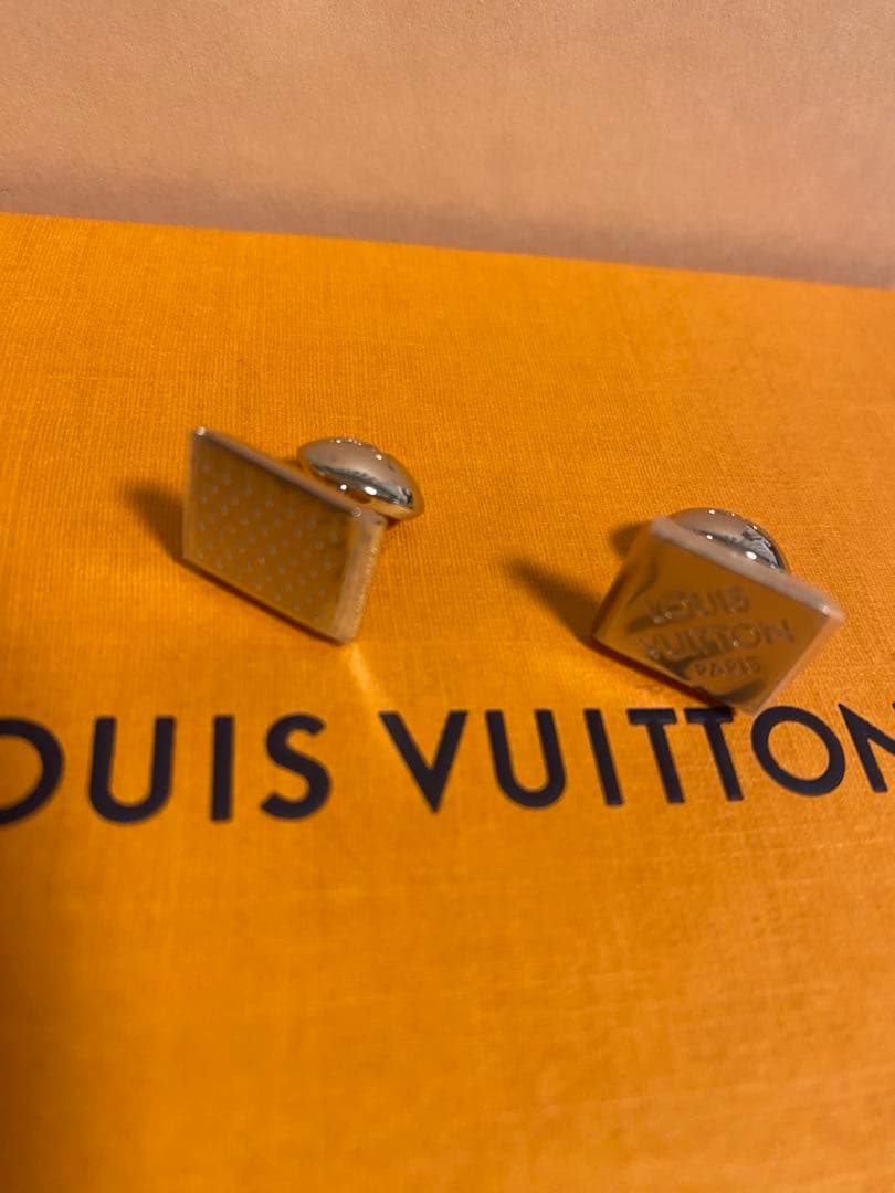 LOUIS VUITTON カフリンクス