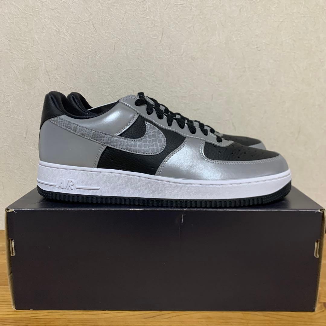 靴 Nike AIR FORCE 1 B