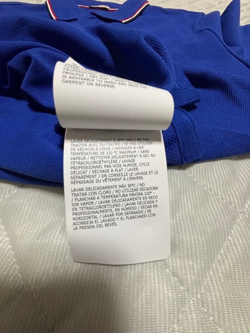 MONCLER ポロシャツ 青色