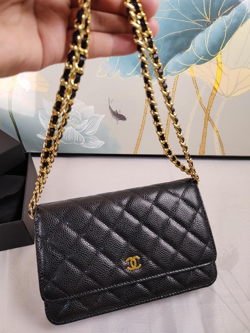 黒 ショルダーバッグ キルティング