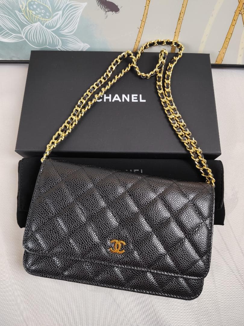 黒 ショルダーバッグ キルティング