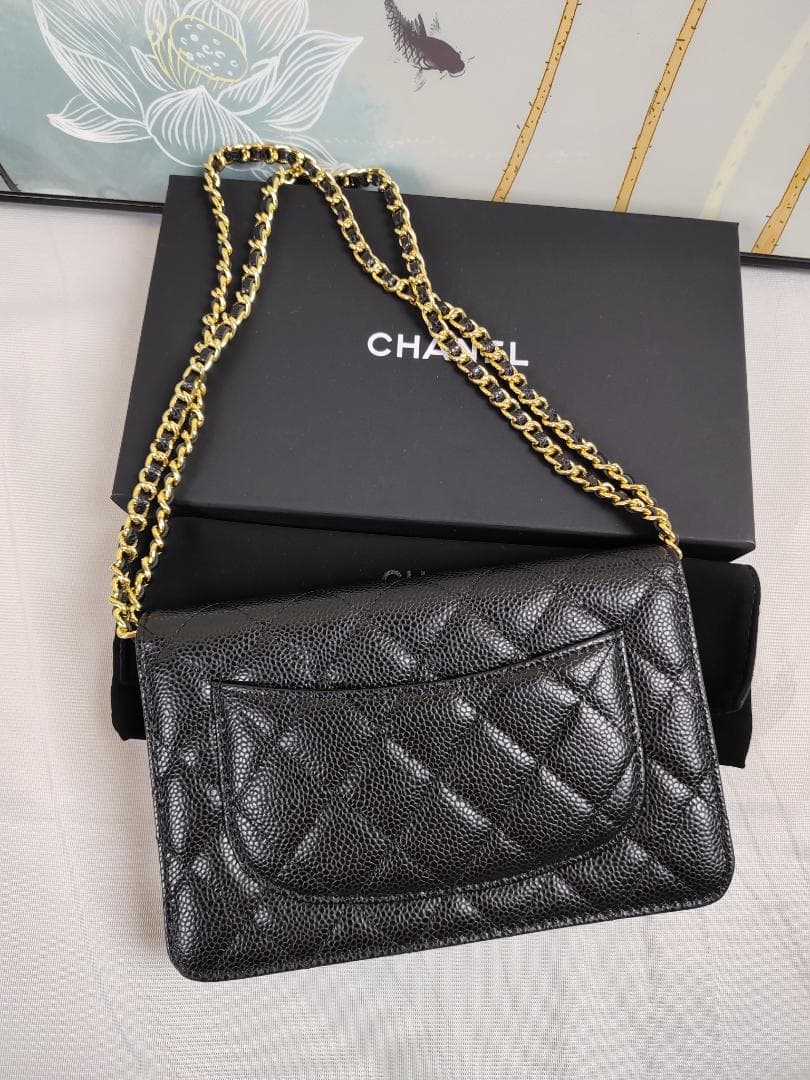 黒 ショルダーバッグ キルティング