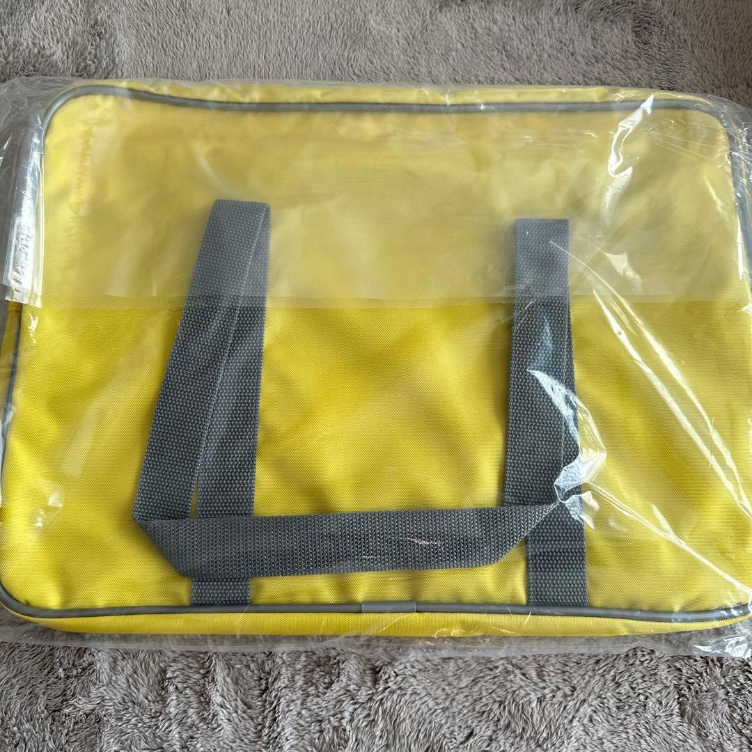 ワールドペガサス　スクールバッグ　黄色