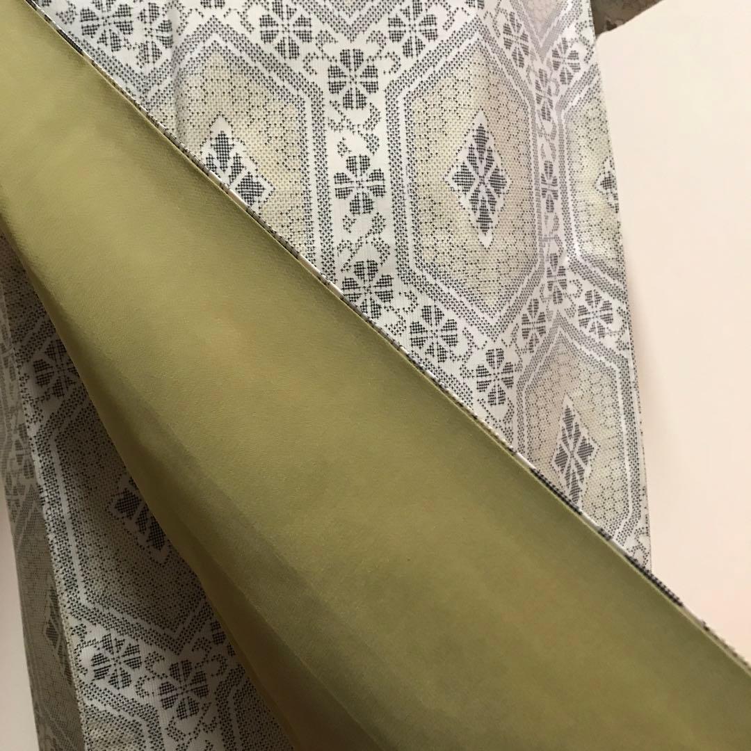 白大島　逸品　一元絣　大きな亀甲に唐草と小花　古典柄をモダンに　丸洗い済み⭐️