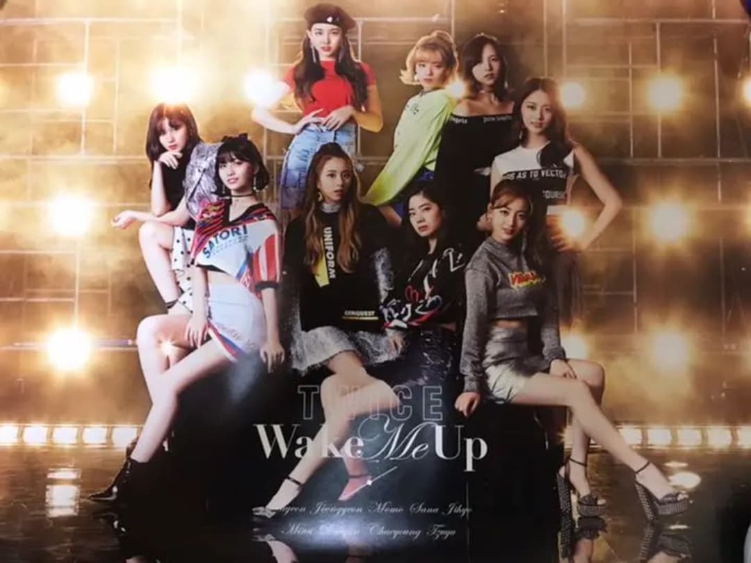 TWICE  CD&ポスター