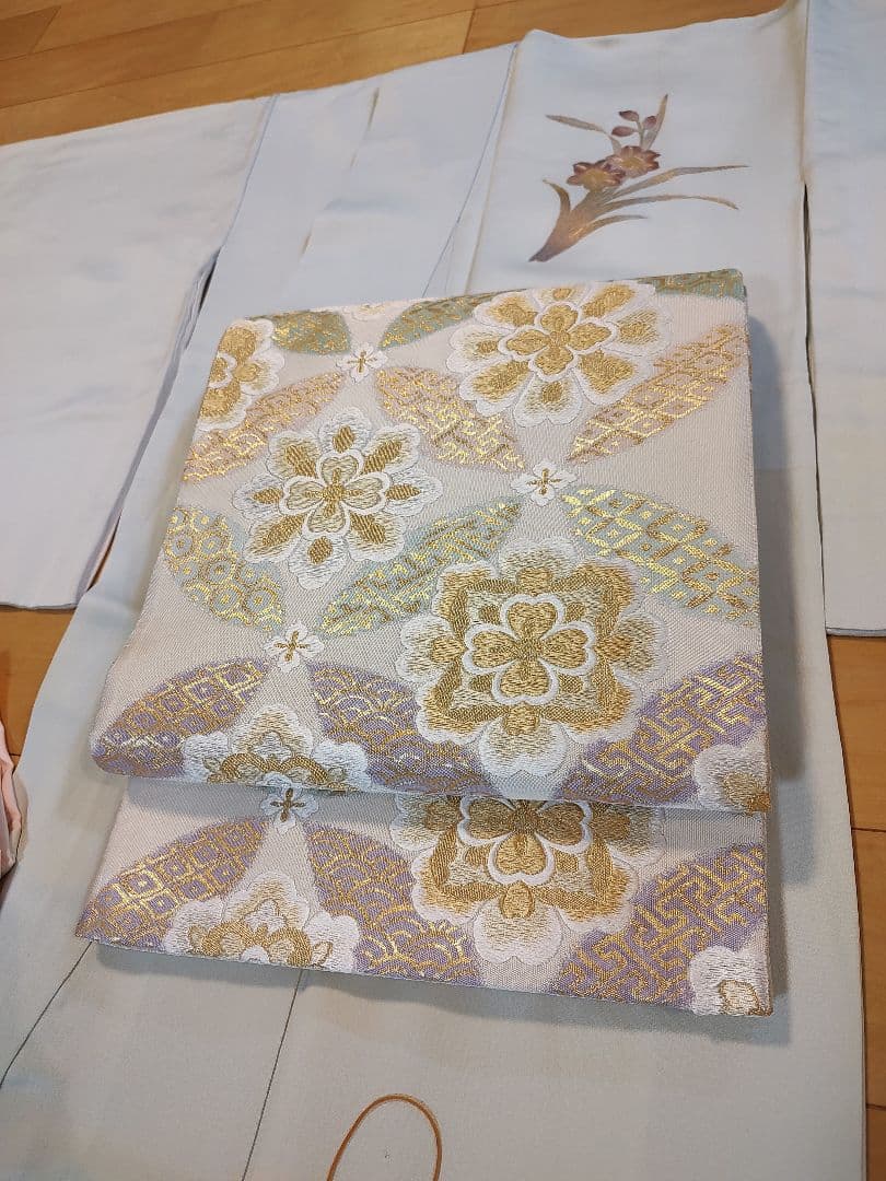 ririページ☆　袋帯単品高級　本金　紹巴　金彩　淡緑　七五三　入学式