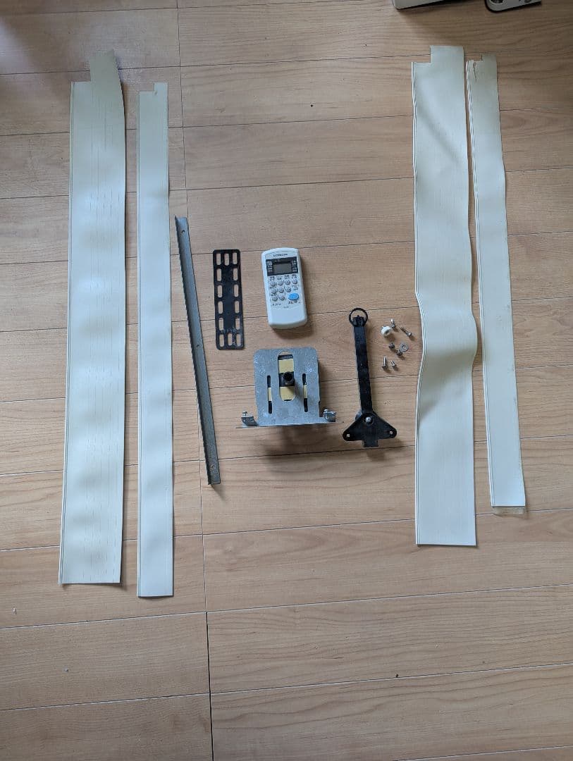 み*や様 CORONA コロナルームエアコンウインド系冷房ドライ 送風 CWH-