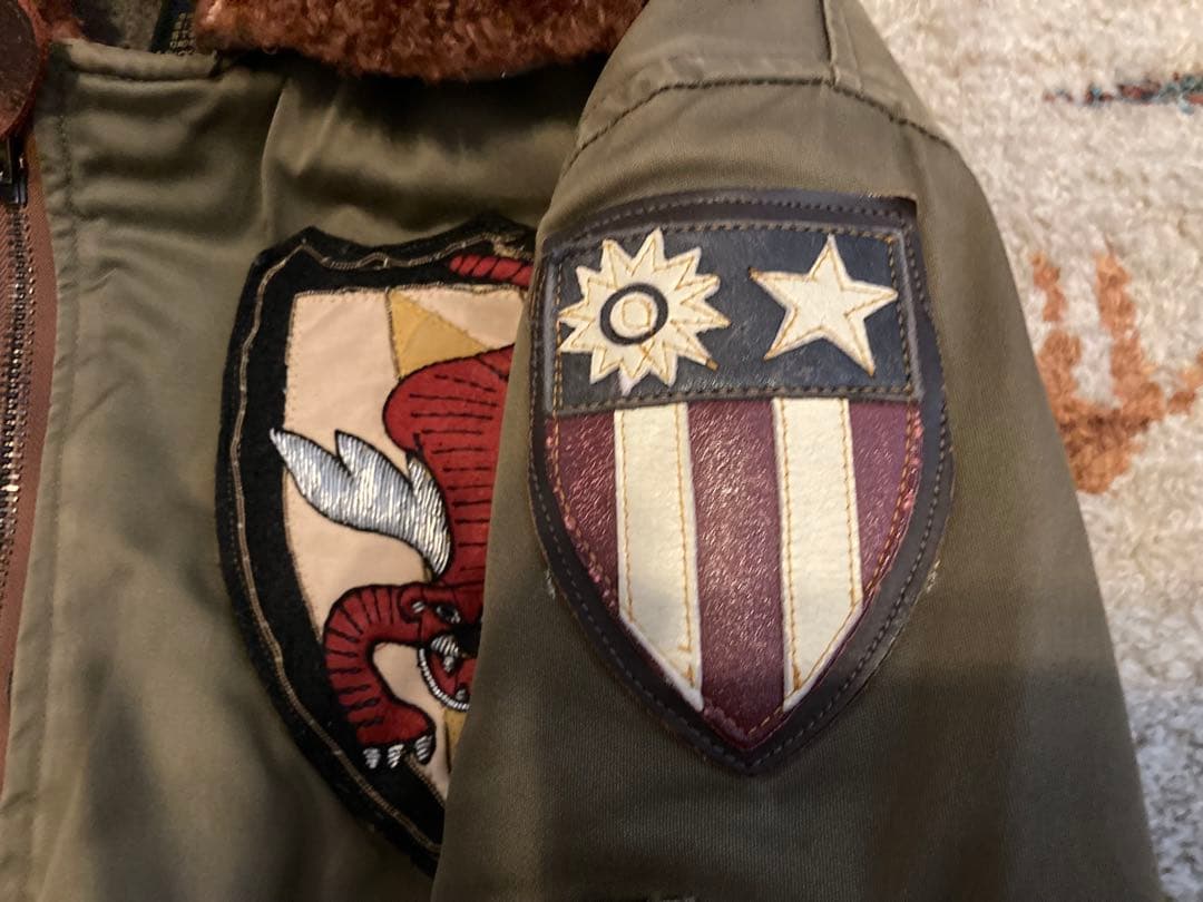 も*ち様 バズリクソンズ b-15フライングタイガー　赤虎　BUZZ RICKS