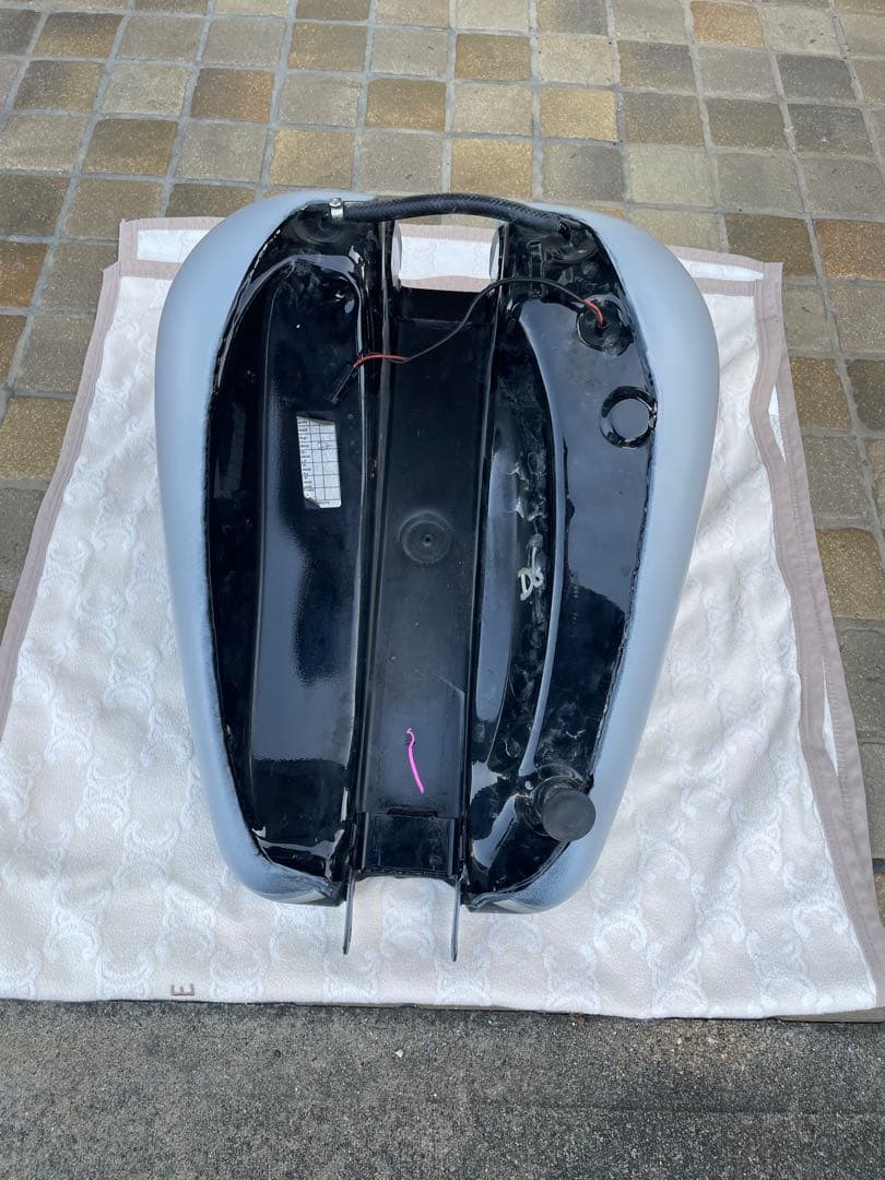 HARLEY-DAVIDSON純正 ダイナ FXDL ガソリンタンク希少品