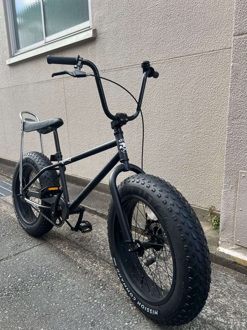 BRONX 20 CUSTOM ファットバイク (M.BK x BK)