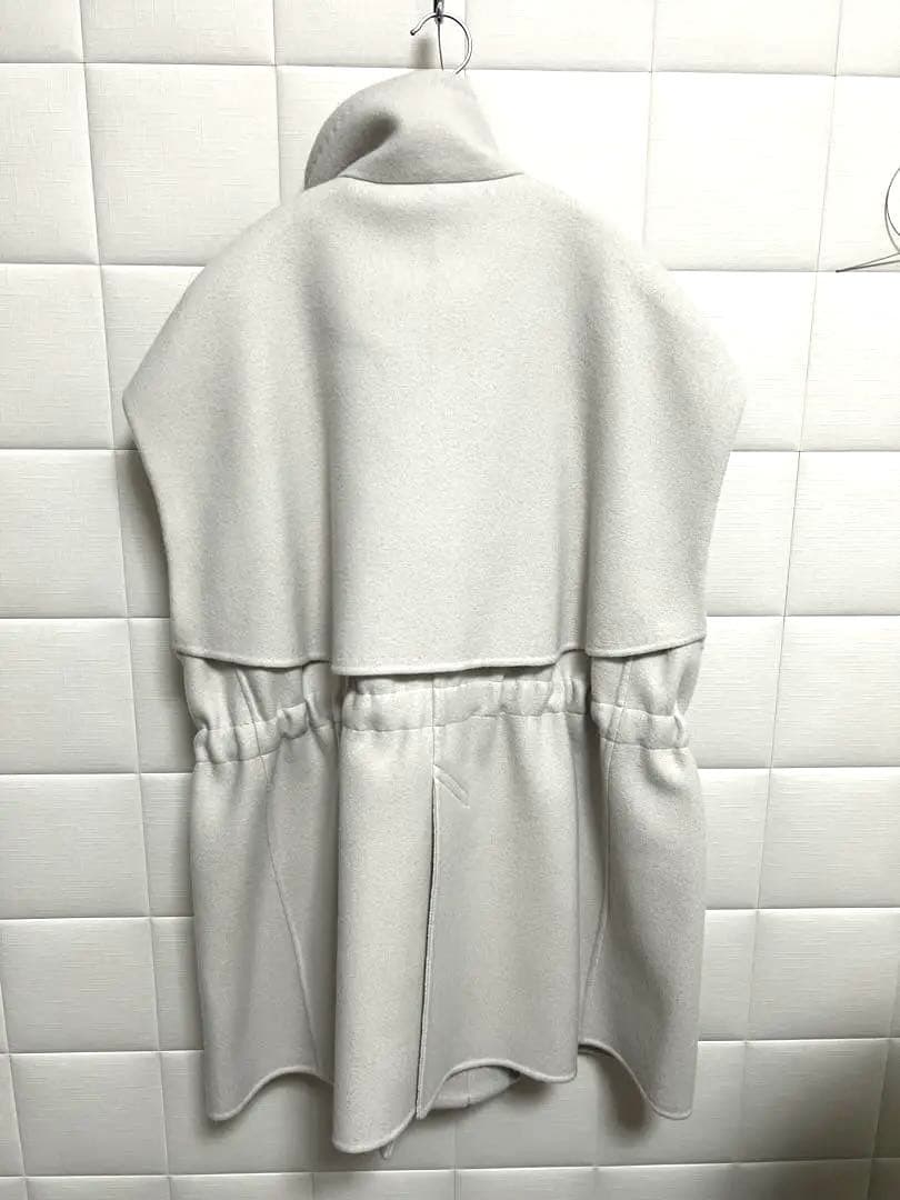 スーペリアヤヌスベスト　シロクマ