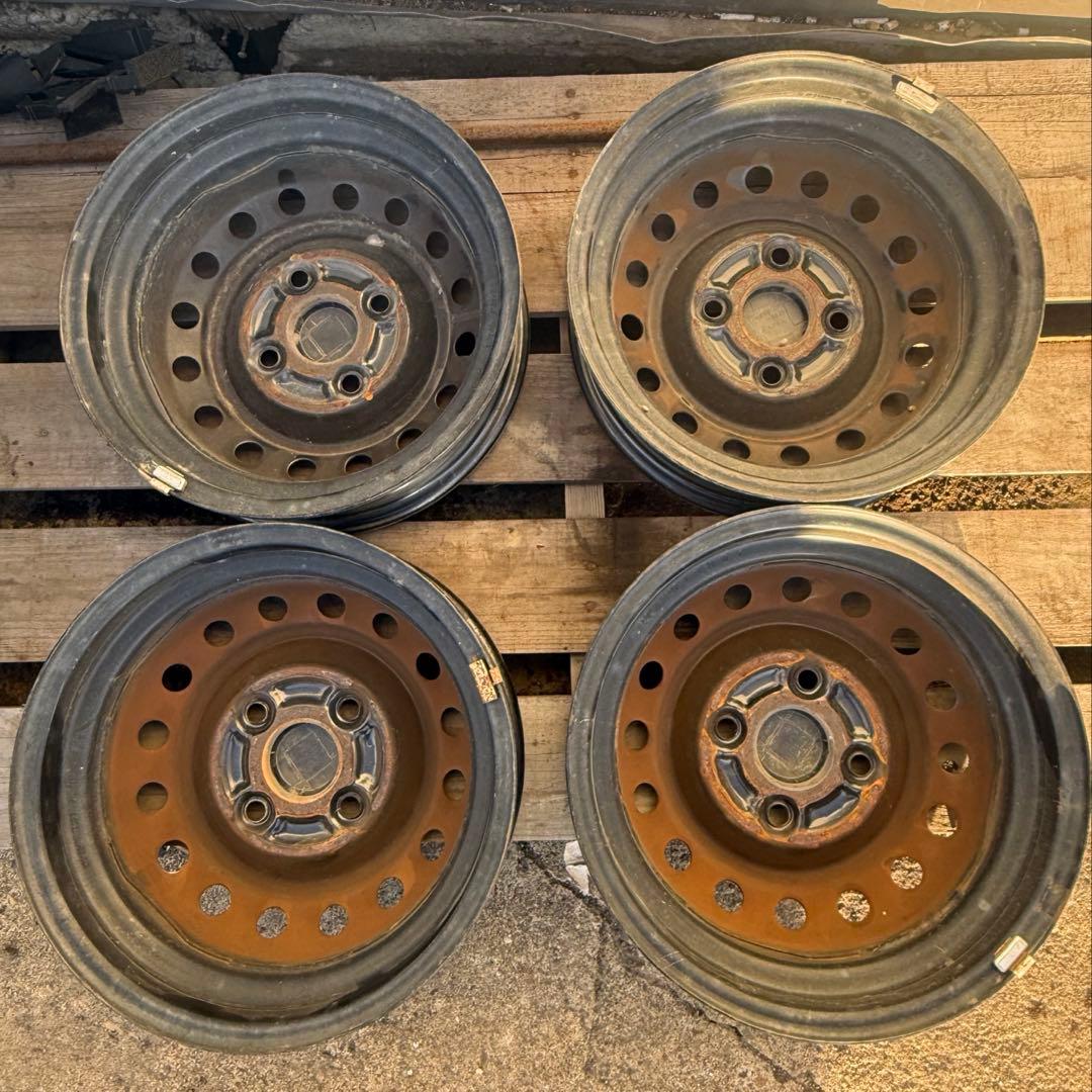 送料込み！　早いもの勝ち！　DA17V エブリィバン　純正ホイール　12インチ