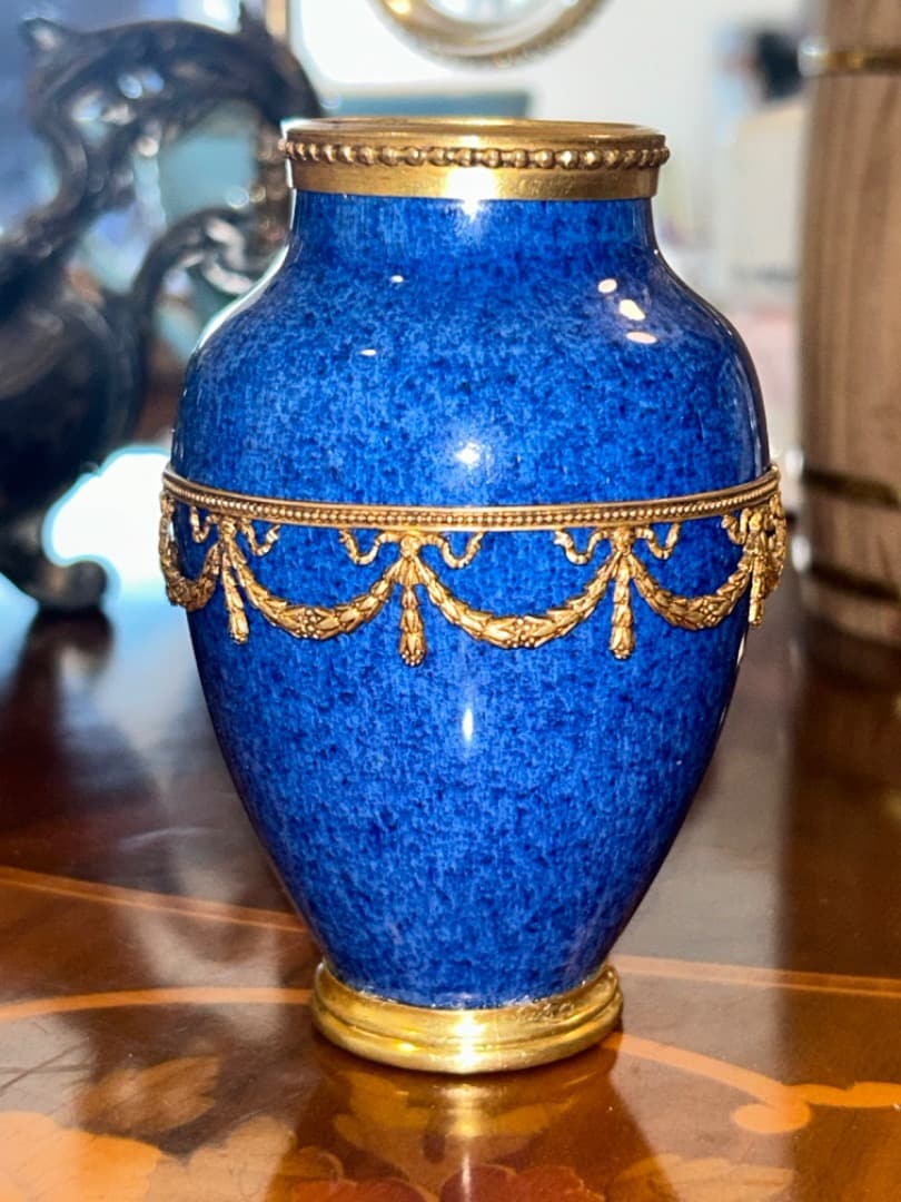 セーブル　Svres 小型花瓶　貴重品　海外輸入品 花瓶 フラワーベース 壺