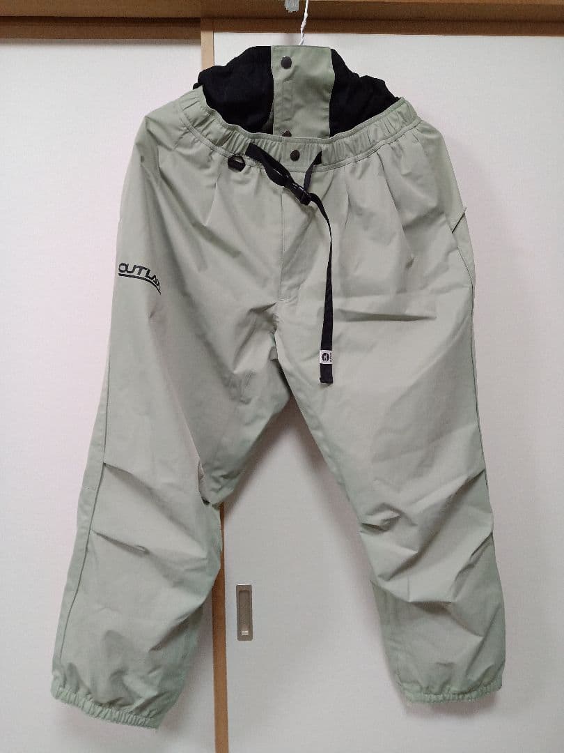 OUTLAX 上下(Lサイズ)ユニセックス