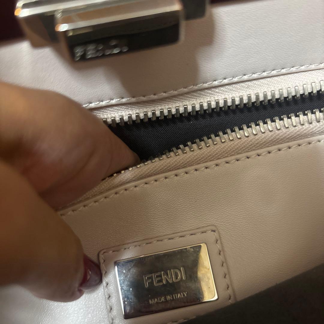 美品！ FENDI フェンディ ピーカブー 2way ハンド/ショルダーバッグ