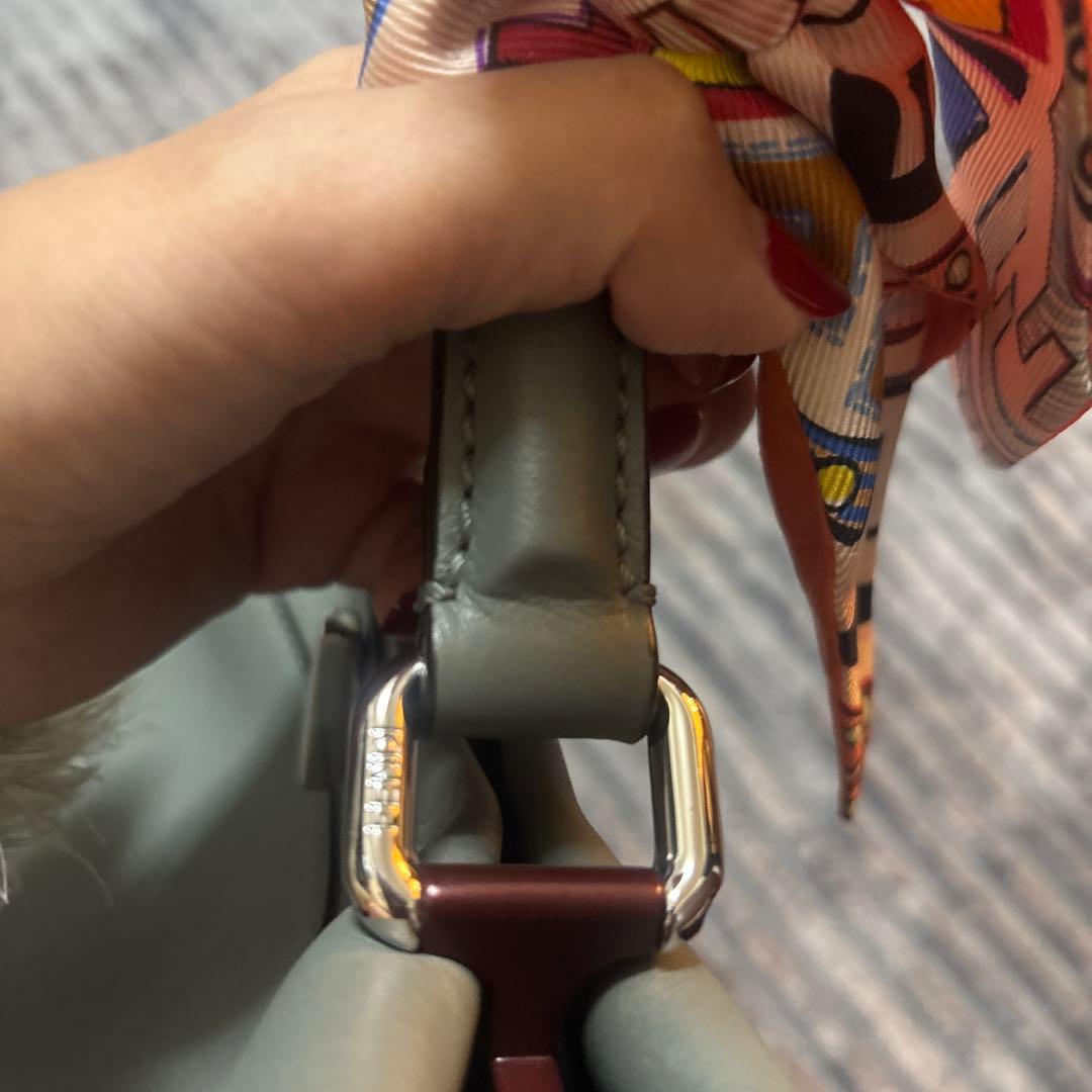 美品！ FENDI フェンディ ピーカブー 2way ハンド/ショルダーバッグ