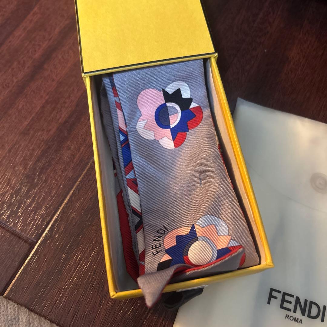 美品！ FENDI フェンディ ピーカブー 2way ハンド/ショルダーバッグ