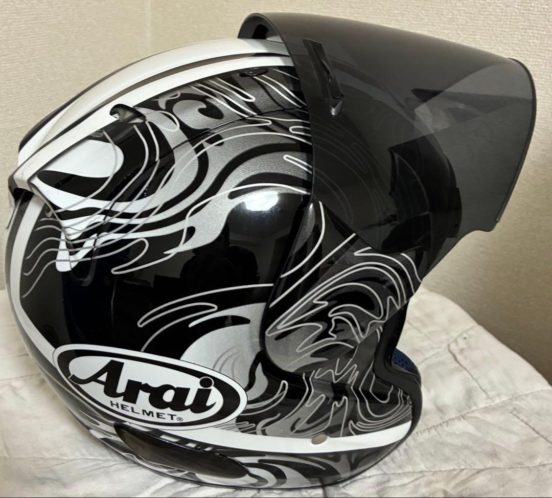 ひ*ち様 Arai ジェットヘルメット ブラック・ホワイト