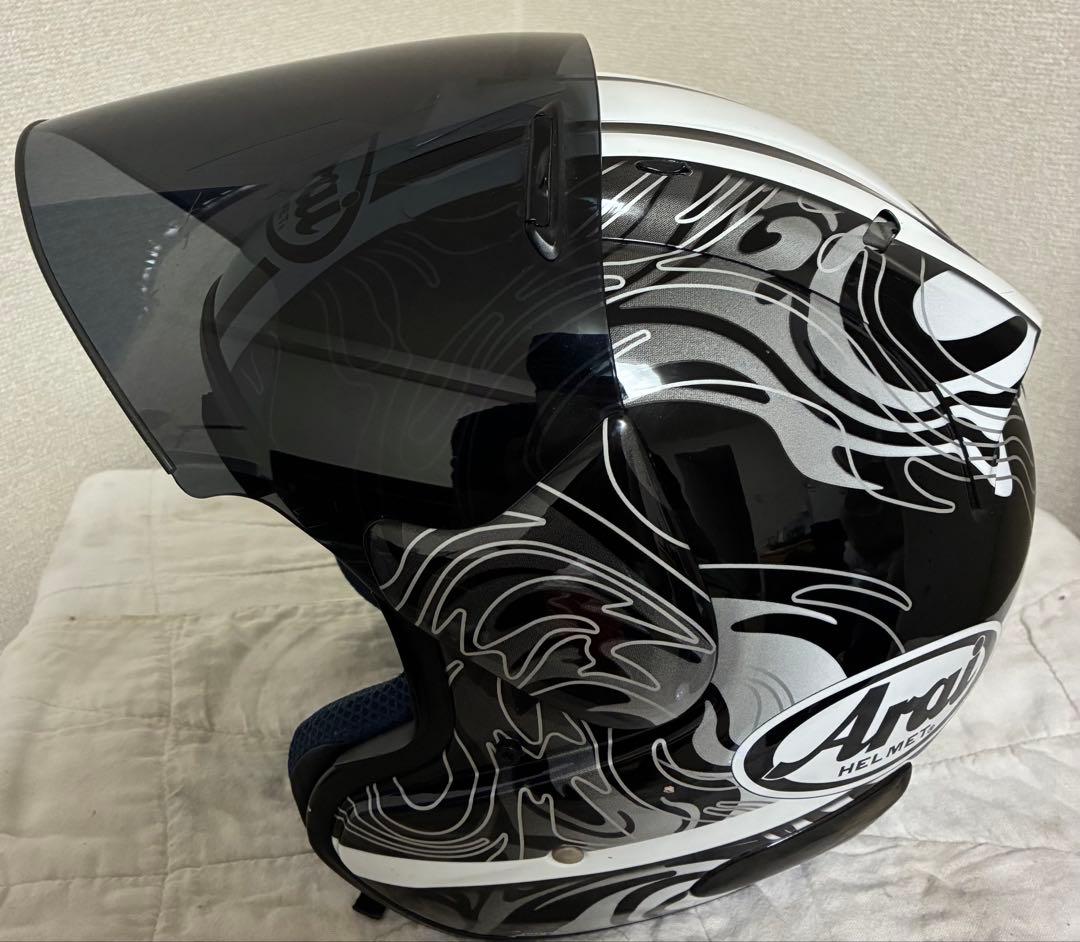 ひ*ち様 Arai ジェットヘルメット ブラック・ホワイト