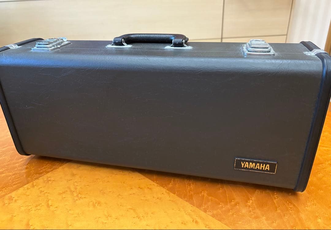 ヤマハ トランペット YTR-2335S ケース付