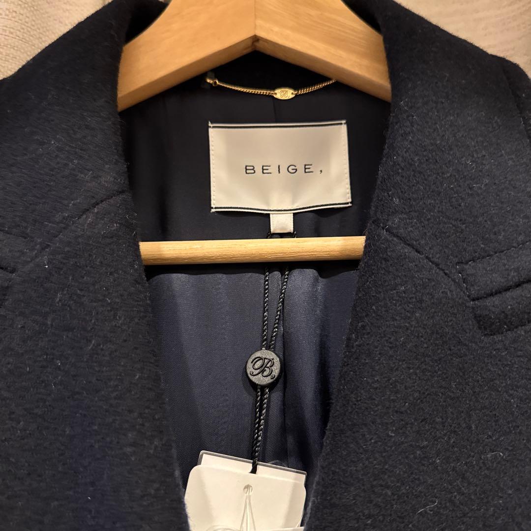 BEIGE. ネイビー ダブルブレストコート