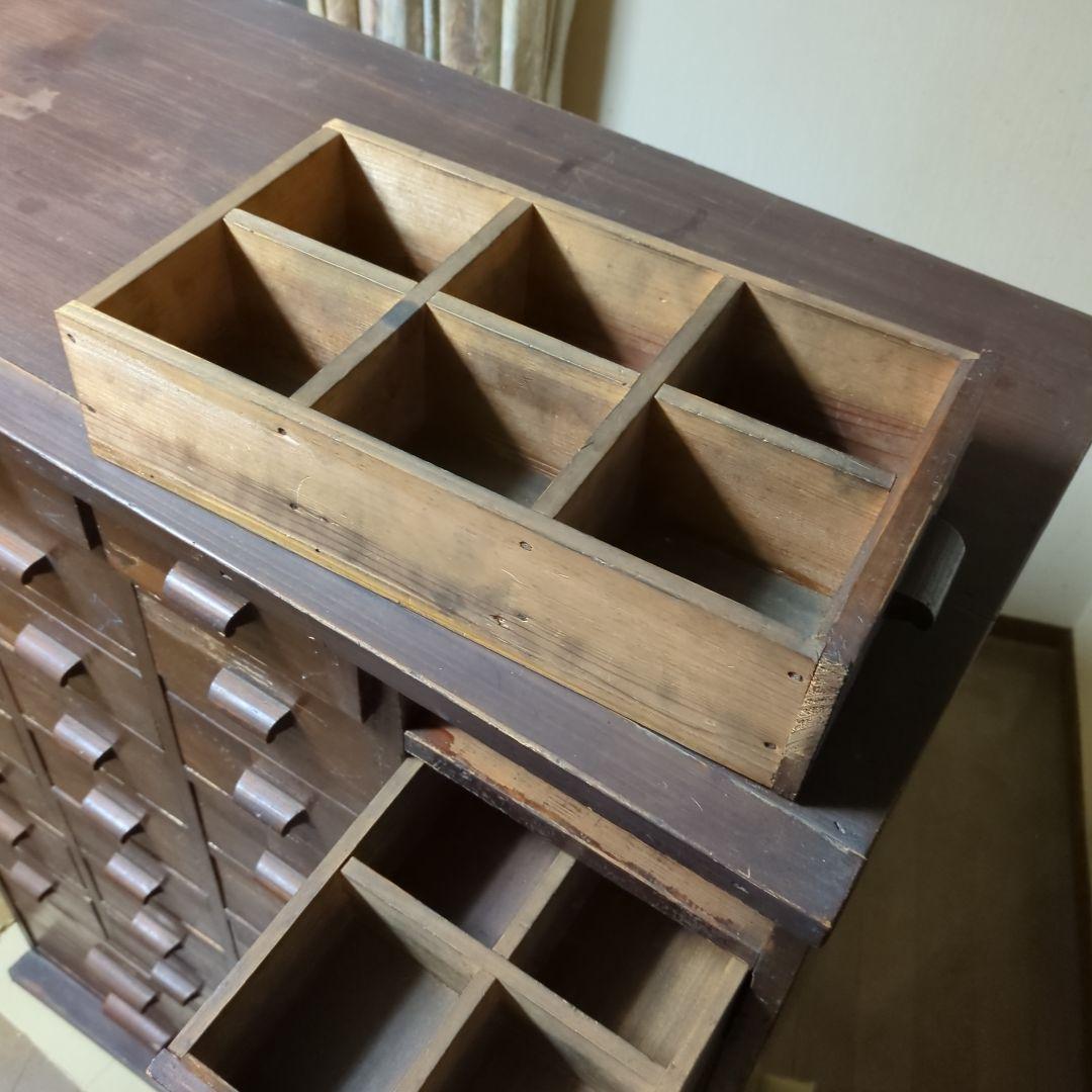 木製引き出し式収納 36個