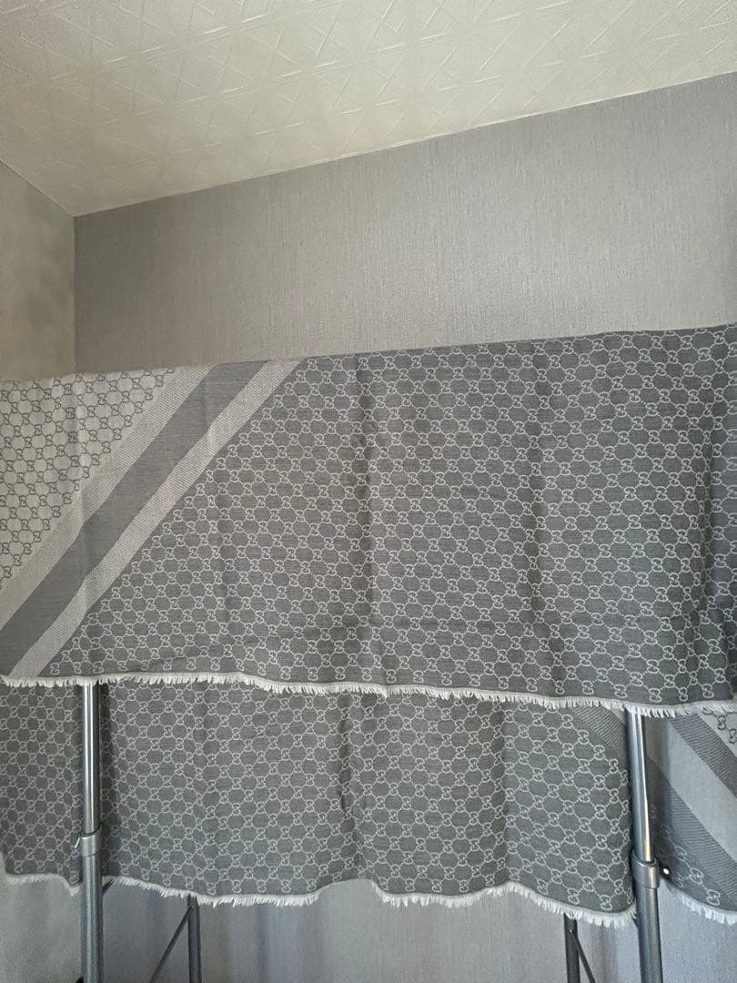 【専用】GUCCI グッチ　正方形大判ストール【約135cmから140cm】