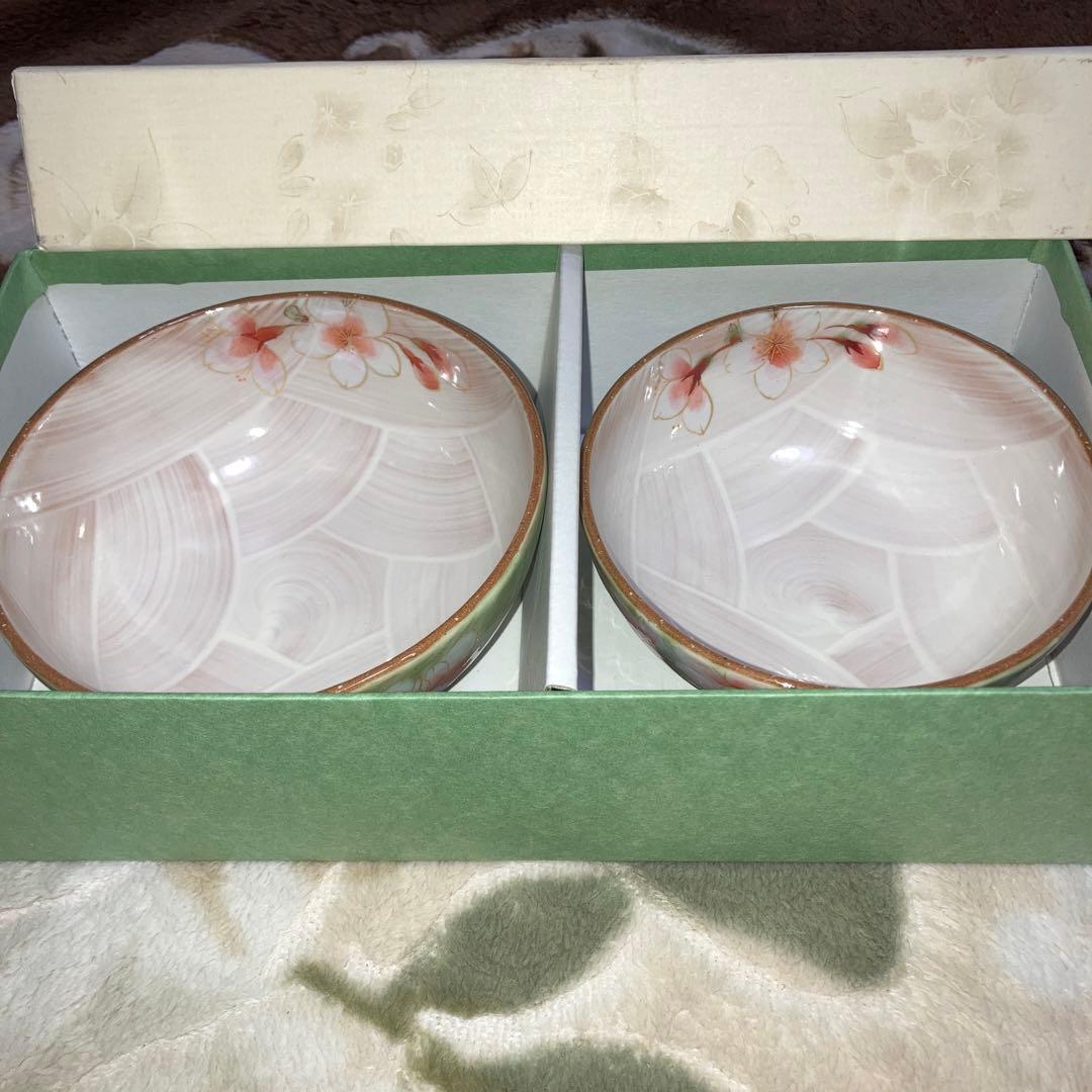 新品未使用　京焼 陶あん　粉彩色絵　都桜花文 組飯碗2客