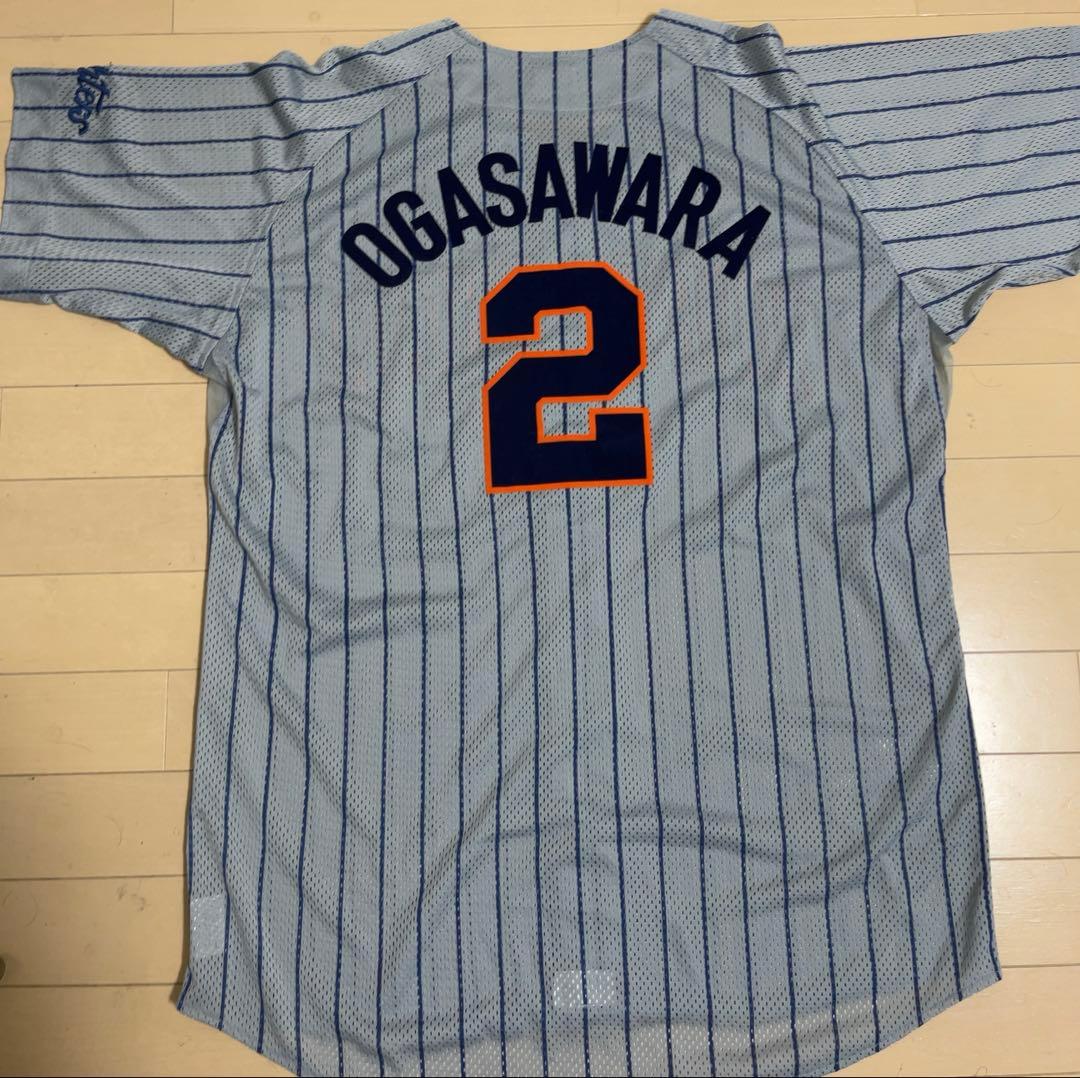 日本ハムファイターズ　小笠原道大　ユニフォーム フリーサイズ