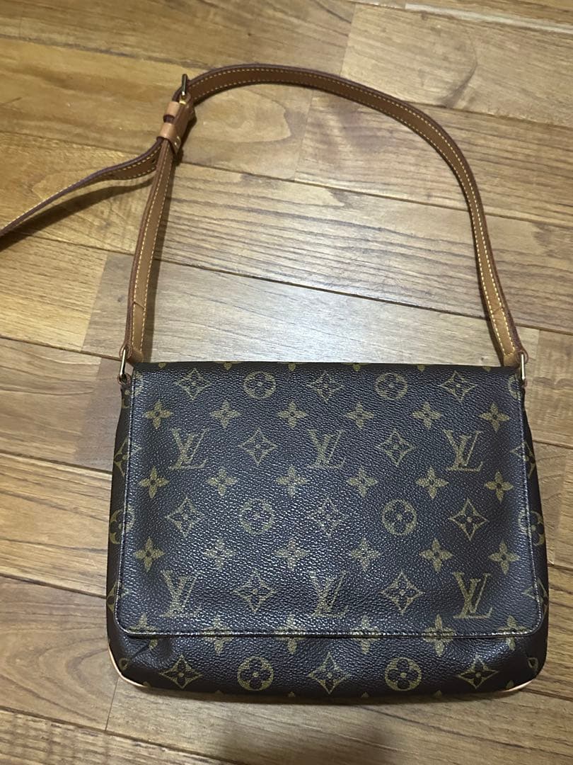 Louis Vuitton モノグラムショルダーバッグ ミュゼットタンゴ