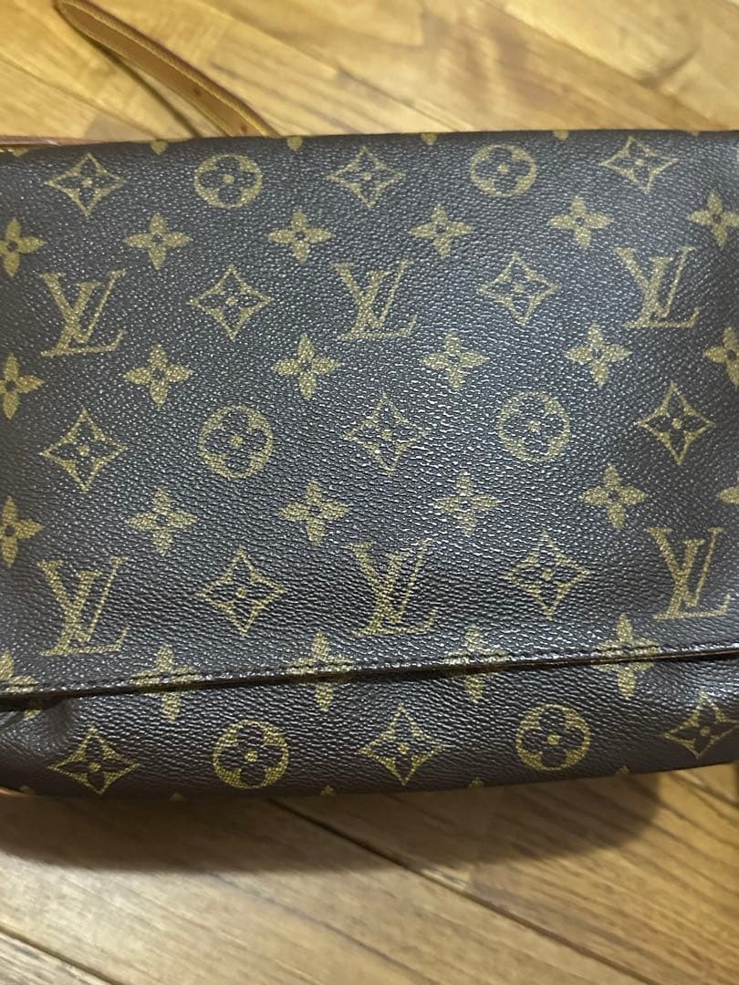 Louis Vuitton モノグラムショルダーバッグ ミュゼットタンゴ
