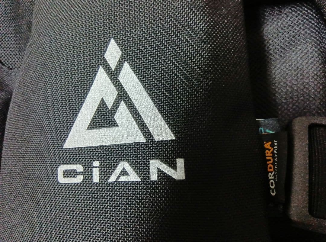 ジャッカル　シアン　シアンホロフィルエアー　RSベスト