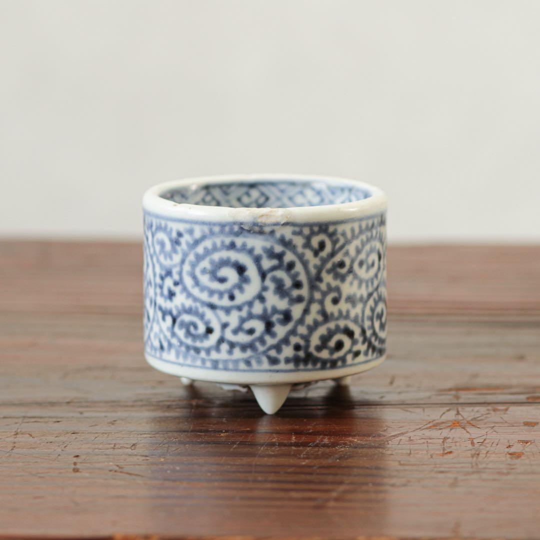 古伊万里　伊万里　江戸　中期　蛸唐草文　三足　香炉　染付