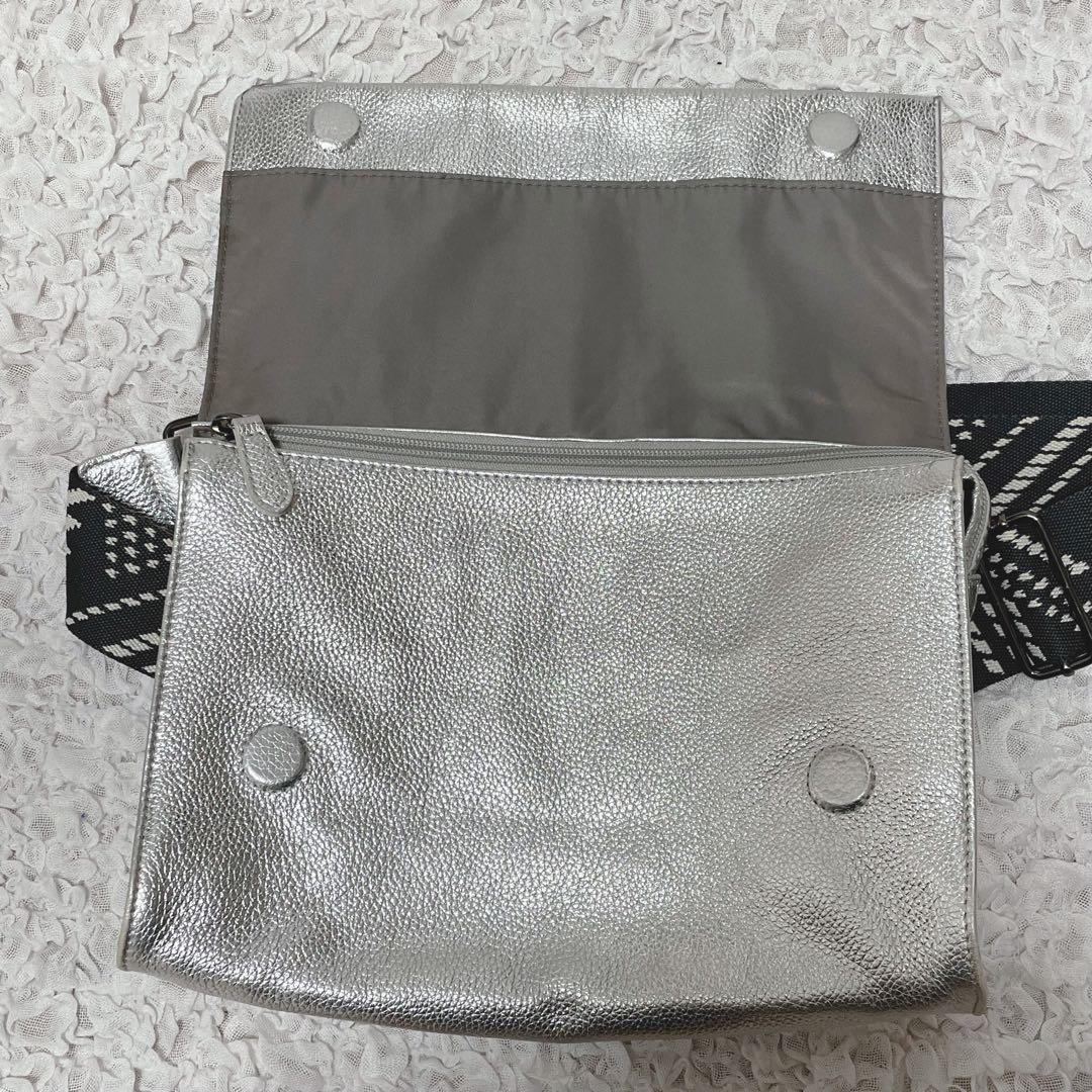 希少✨ear PAPILLONNER ワイドテープショルダーバッグ　シルバー　柄