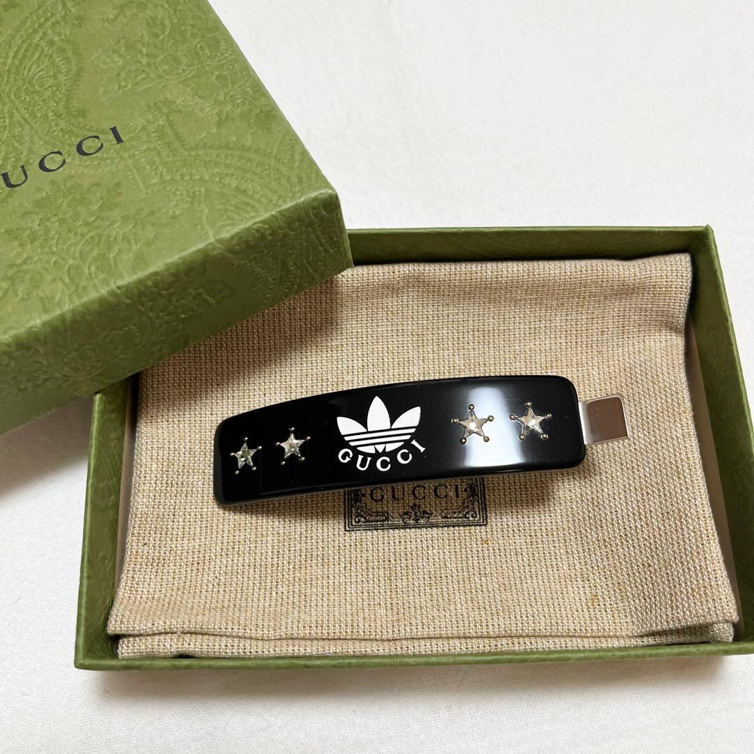 グッチ×アディダス 極美品ヘアクリップ